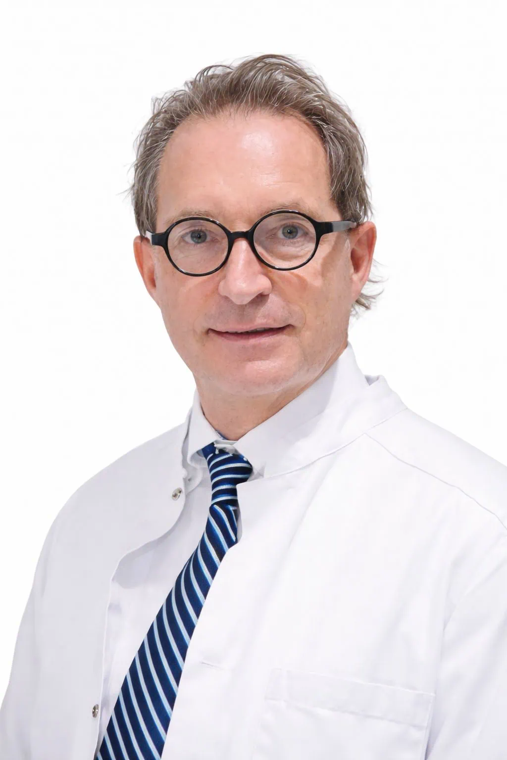 Dr. Stefan – Facharzt für Plastische & Ästhetische Chirurgie, spezialisiert auf Intimchirurgie